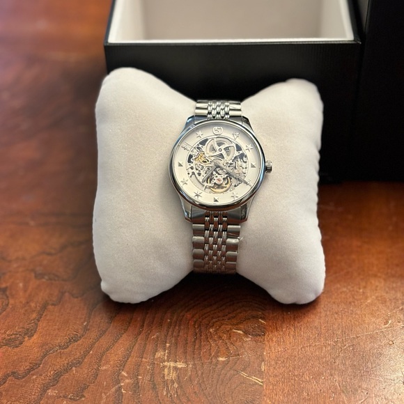 Pre-Owned Authentic Limited Edition Gucci Men's Skeleton Automatic 40mm Watch! - Picture 10 of 11